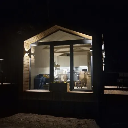 Tiny House Finja - Wohlfuehldomizil Am Plauer Dom wakacyjny *