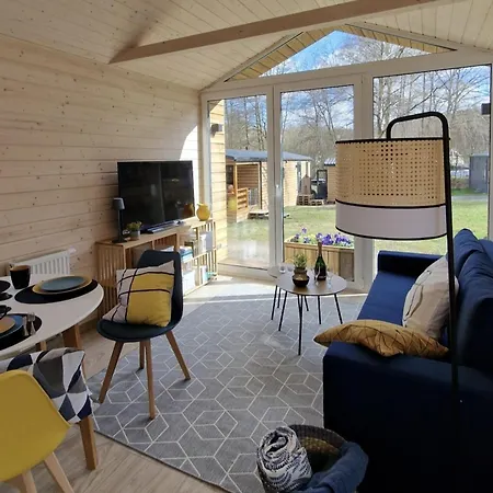 Tiny House Finja - Wohlfuehldomizil Am Plauer Stuer